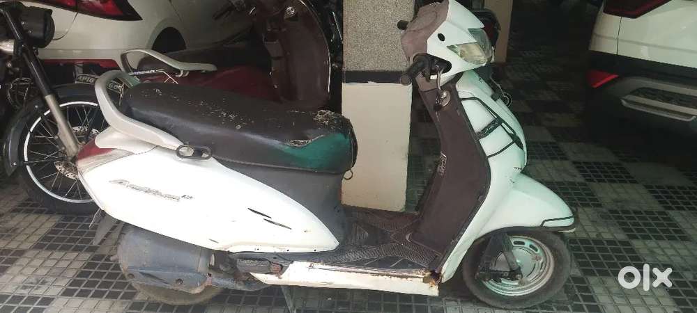 Activa 3g 2016 modal minor repair only rc &polushion only msg me