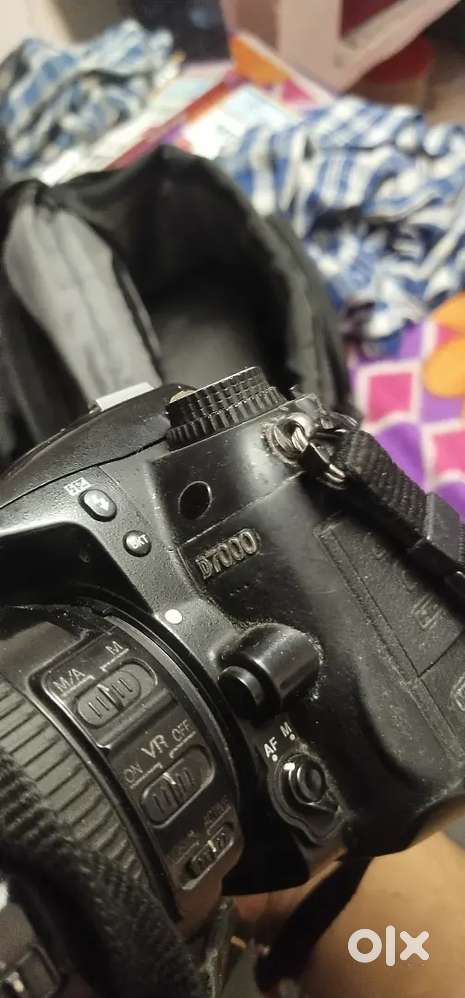 NIKON 7000