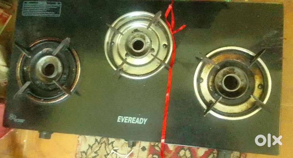 Triple gas stove