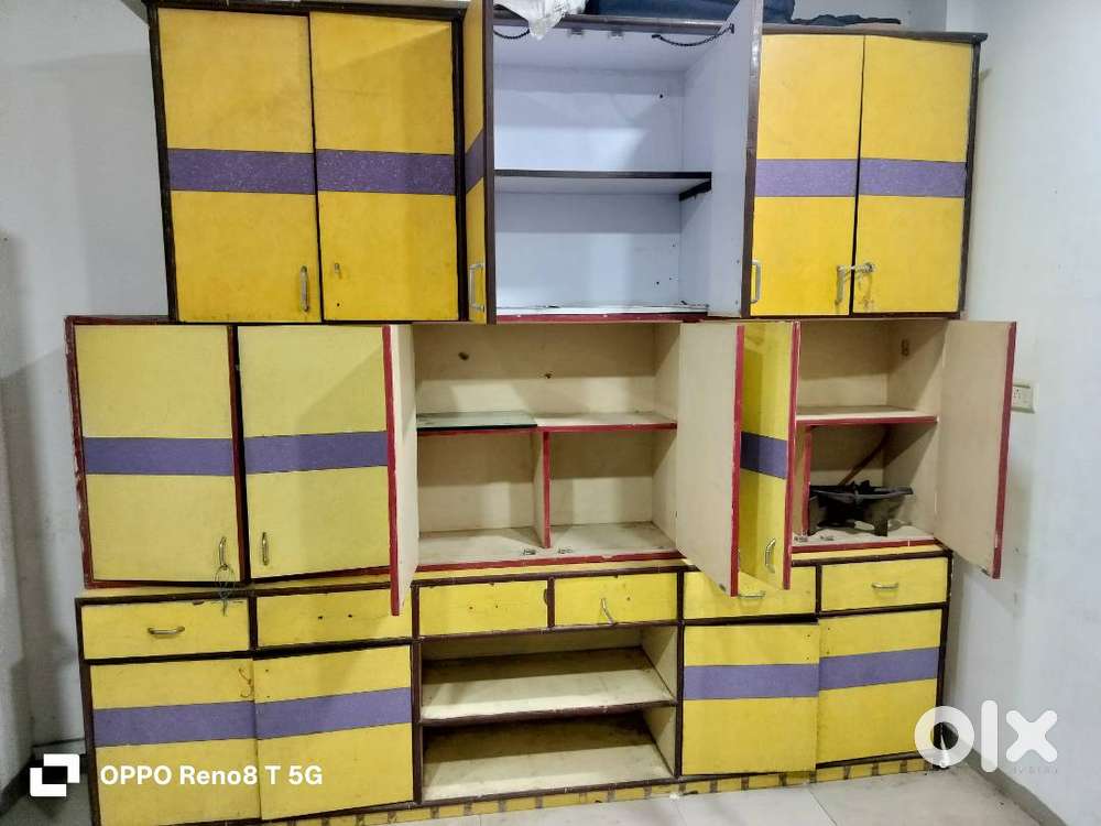 Store wooden racks 3 nos