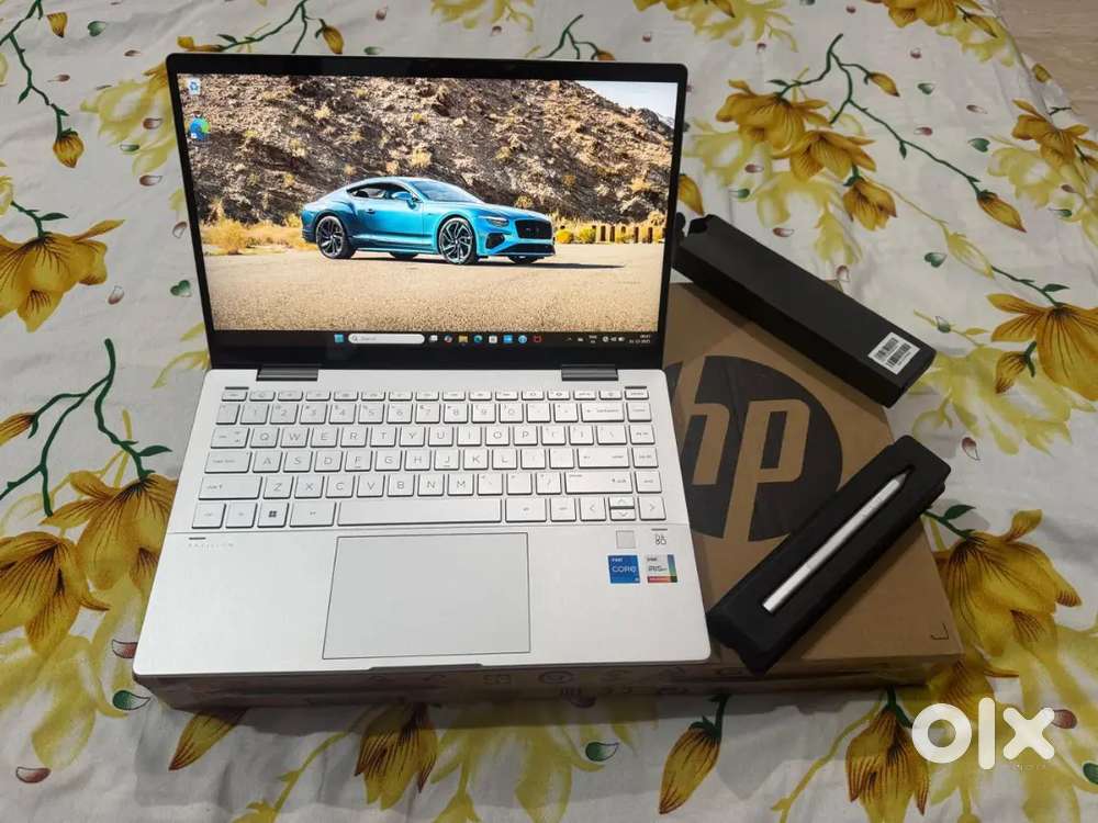 13th Gen i5 Hp 1yr old laptop 16gb/1tbssd Iris XE Graphics less used