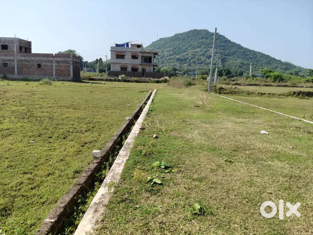 Best valueable residential with gharabari patta plot at golanthara