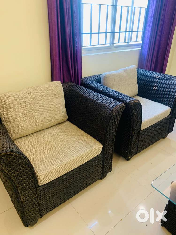 Canewood sofa set - 4 seater (1+1+2) with cousion