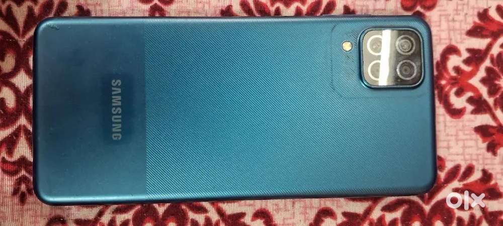 Samsung A12
