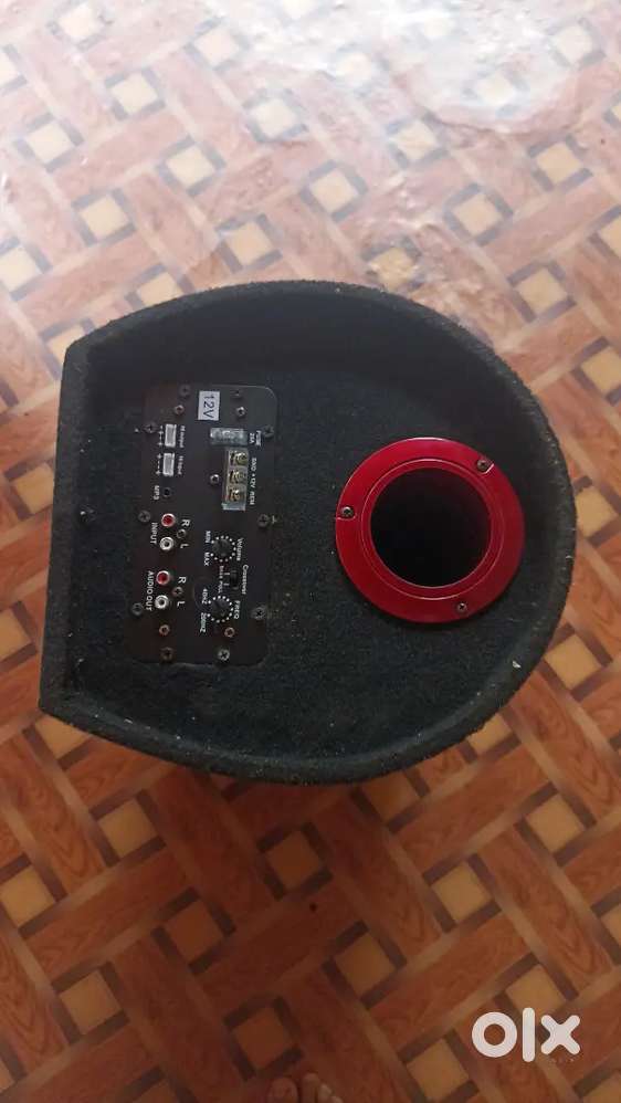 Snaptronic bass tube 10inch
Inbuilt amp&Proneer speaker and RD stereo