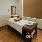 Body Massage Spa therapist