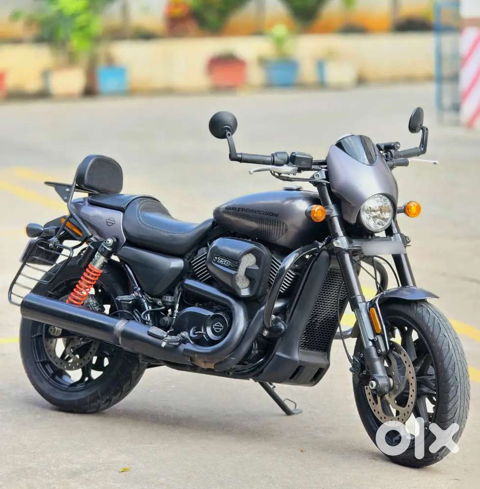 Harley Davidson Street Rod 750