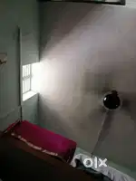 Mughe ekk single room chhaye with bathroom