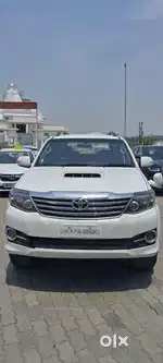 Toyota Fortuner 3.0 4x4 Manual, 2015, Diesel
