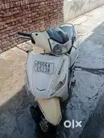 Good condition 1st hand scooty we only sell because we go aboard