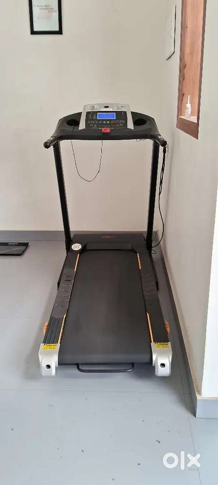 Well maintained Treadmills/Walker