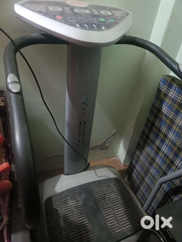 Gym vibration machine