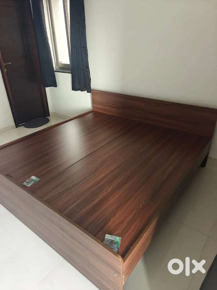Qty 2 Double bed without box Rs 10000 each