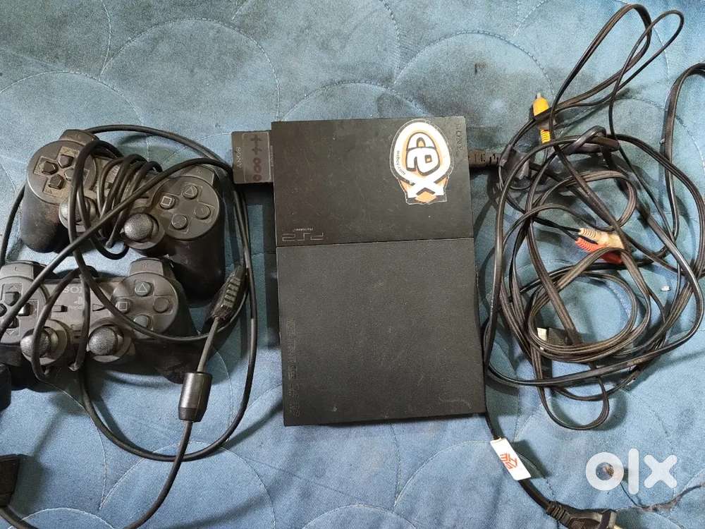 PlayStation 2 game player