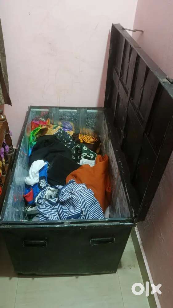 Selling steel box