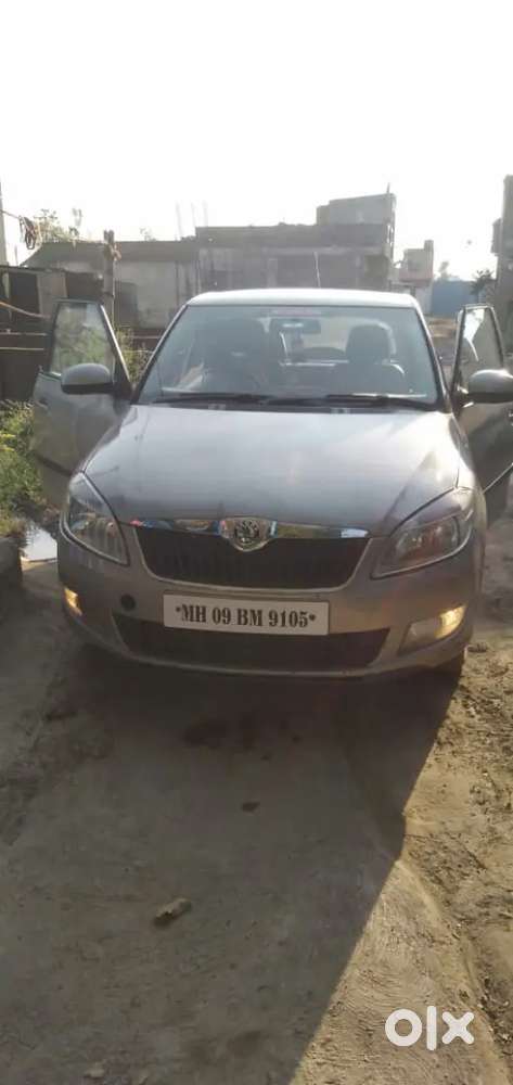 Skoda Fabia 2011 Diesel 90000 Km Driven