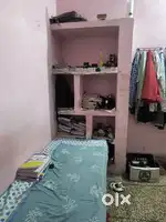 Single bed available for bachelor (Student/working person )
