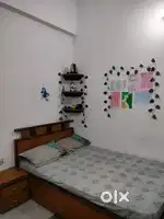 1 room available in 3 bhk fully furnished independent flat for females