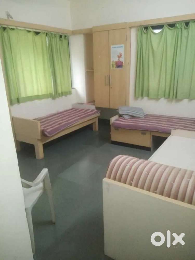 Posh Spacious PG Or Hostel For Girls at Shivtirth nagar Kothrud nr MIT
