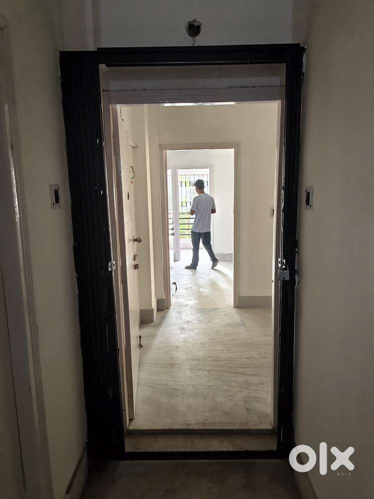 2bhk flat ready to move