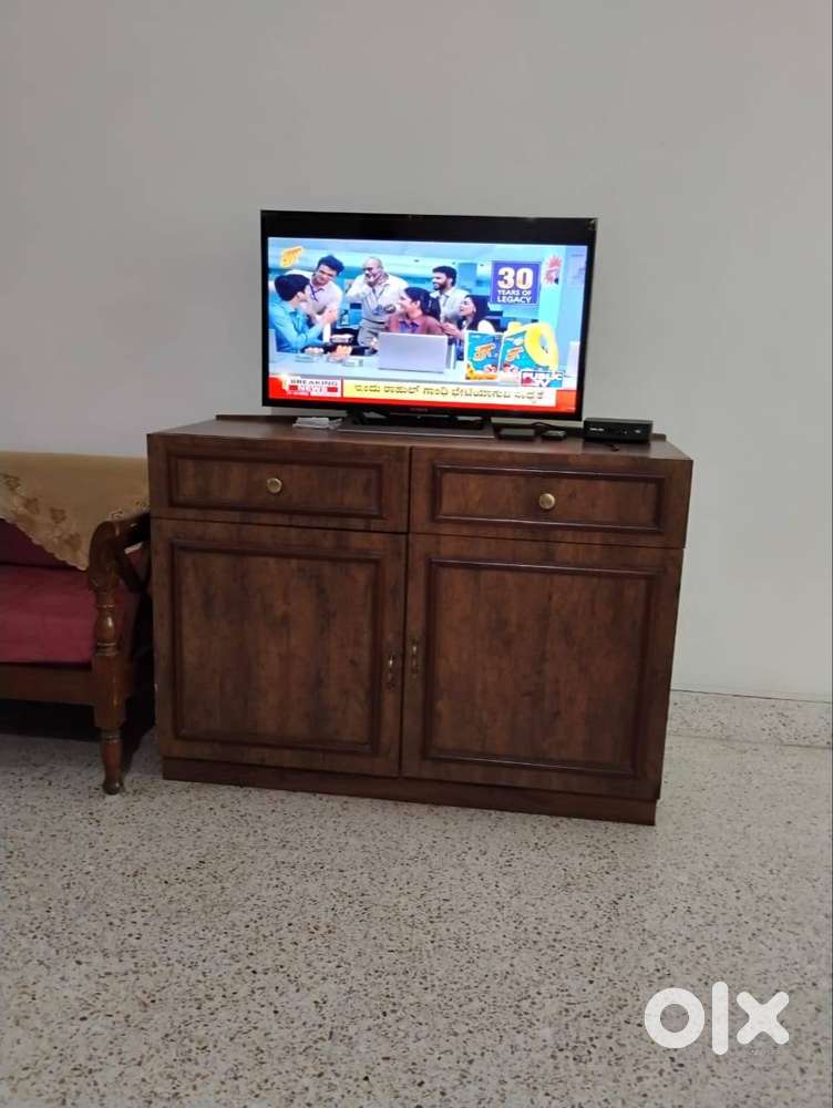 Sony Bravia model KLV-32W562D