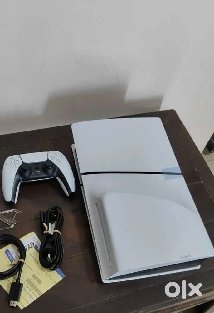 Ps5 slim disc brand new just a month old
