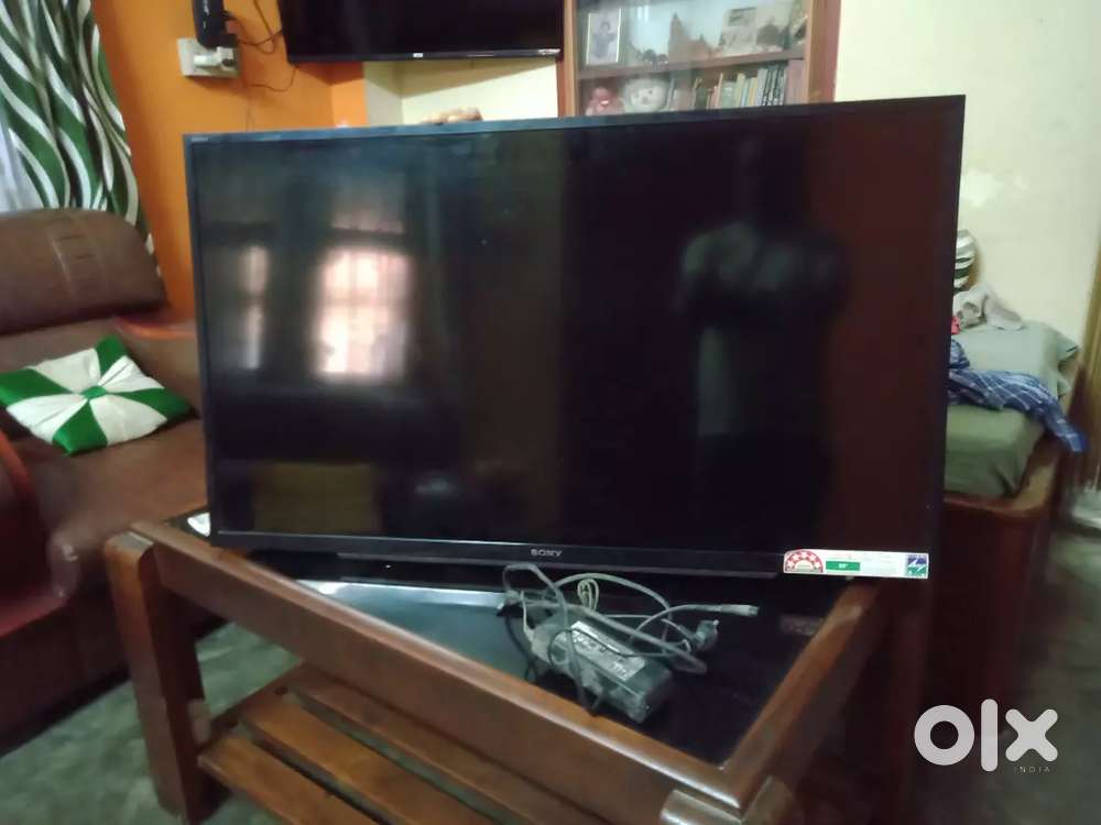 Sony Bravia Led TV-44