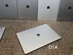 Apple Macbook Pro i9/32/512gb/5.5Gb Graphics  15inch Retina Touchbar