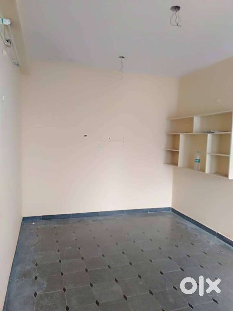 1BHK well ventilated Flat for rent  friends colony Pupalguda manikonda