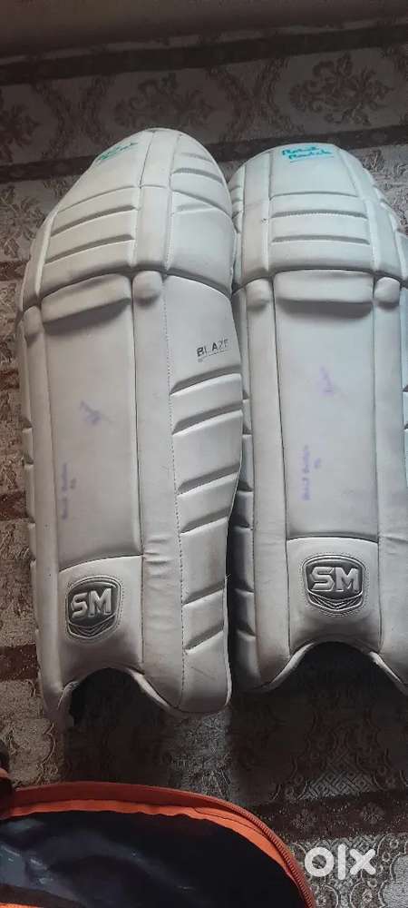 Cricket Equipments