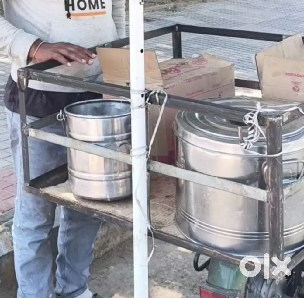 Tiffin Delivery Boys