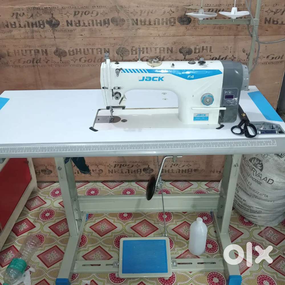 Industrial sewing machine