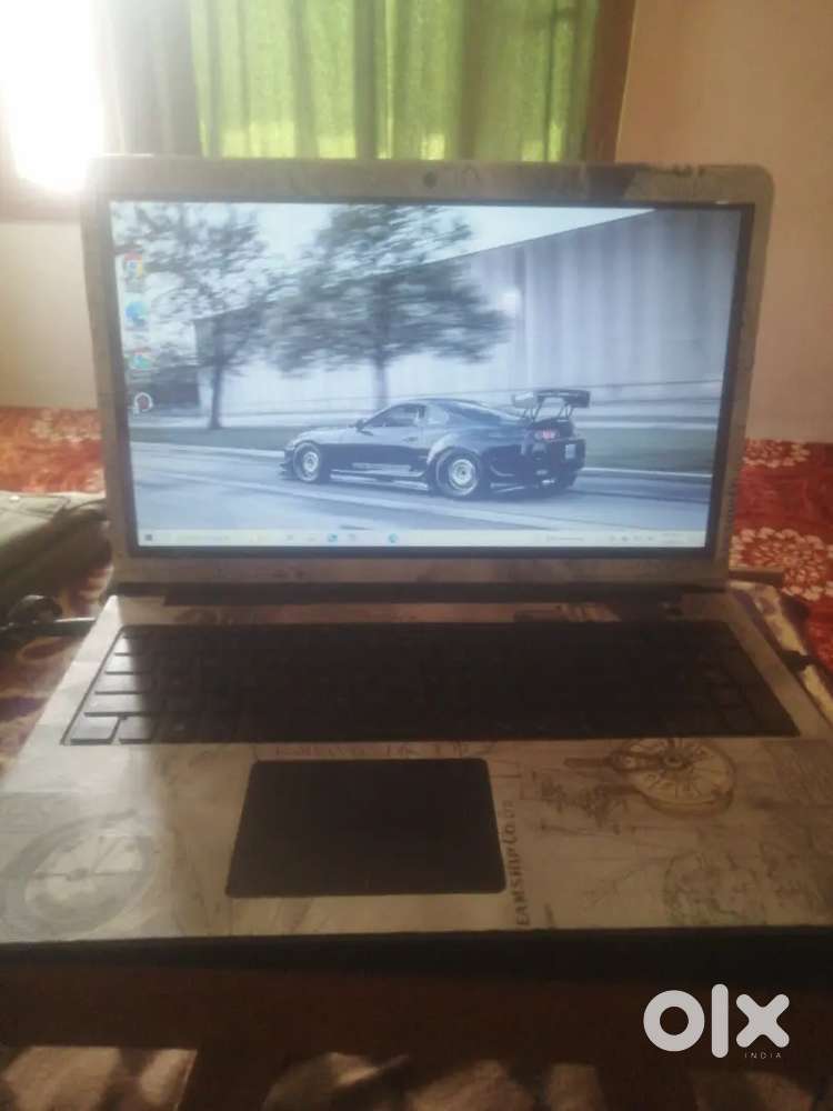 Dell i5 8gb ram 512gb internal storage with touchscreen