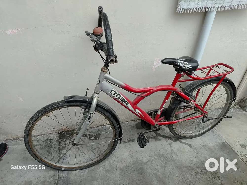 Hero cyclone cycle in a good condition
