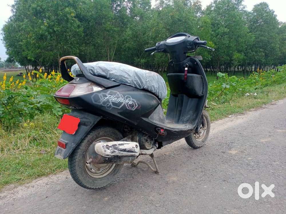 Hero Honda pleasure