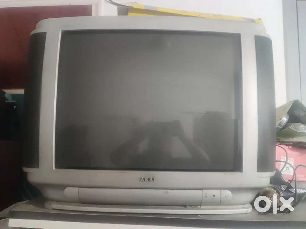 Akai colour TV for sale