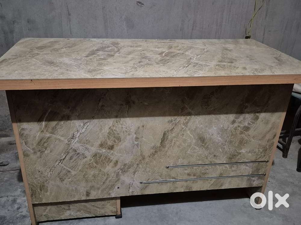 Office-cum-study table