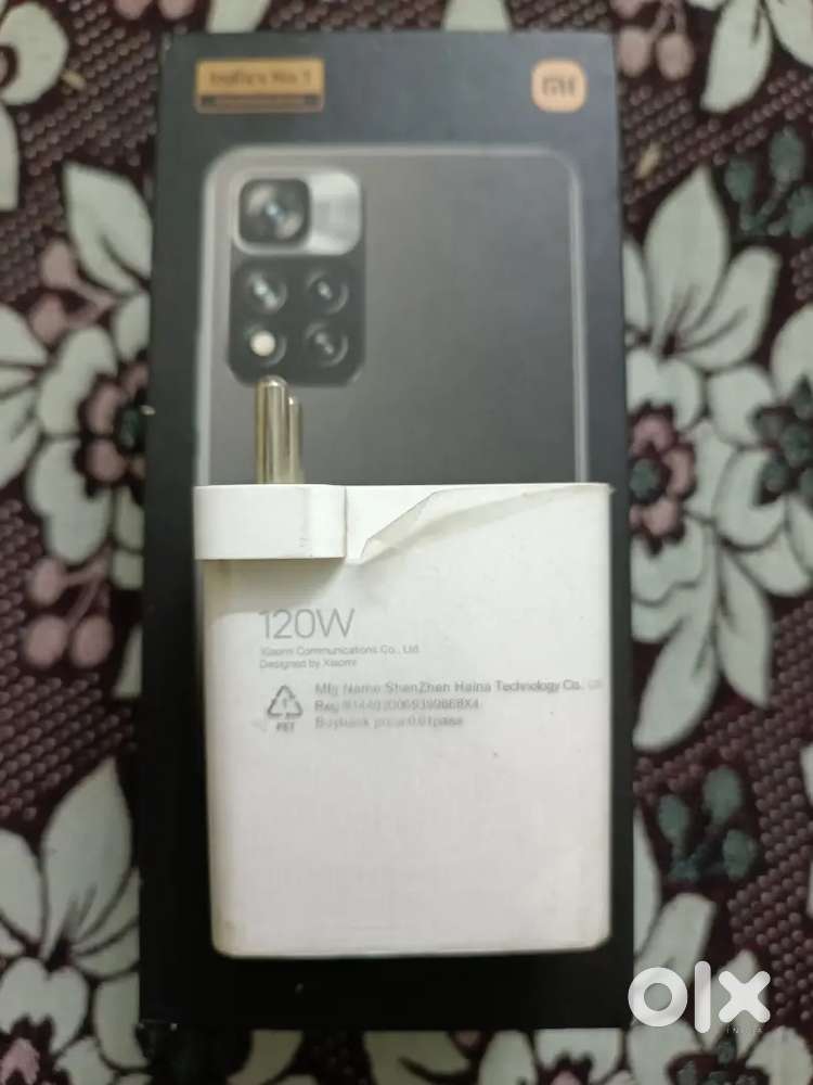 Xiaomi 11' i hyper charge