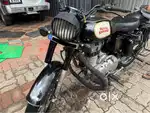 Classic 350 - black