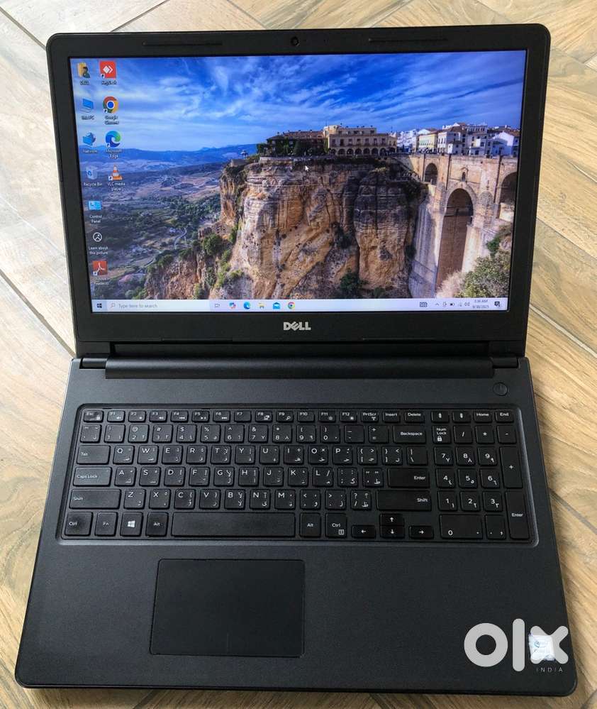 Dell Laptop intel core i3 7th Generation 8Gb Ram 128 Gb Ssd 1 Tb Hdd