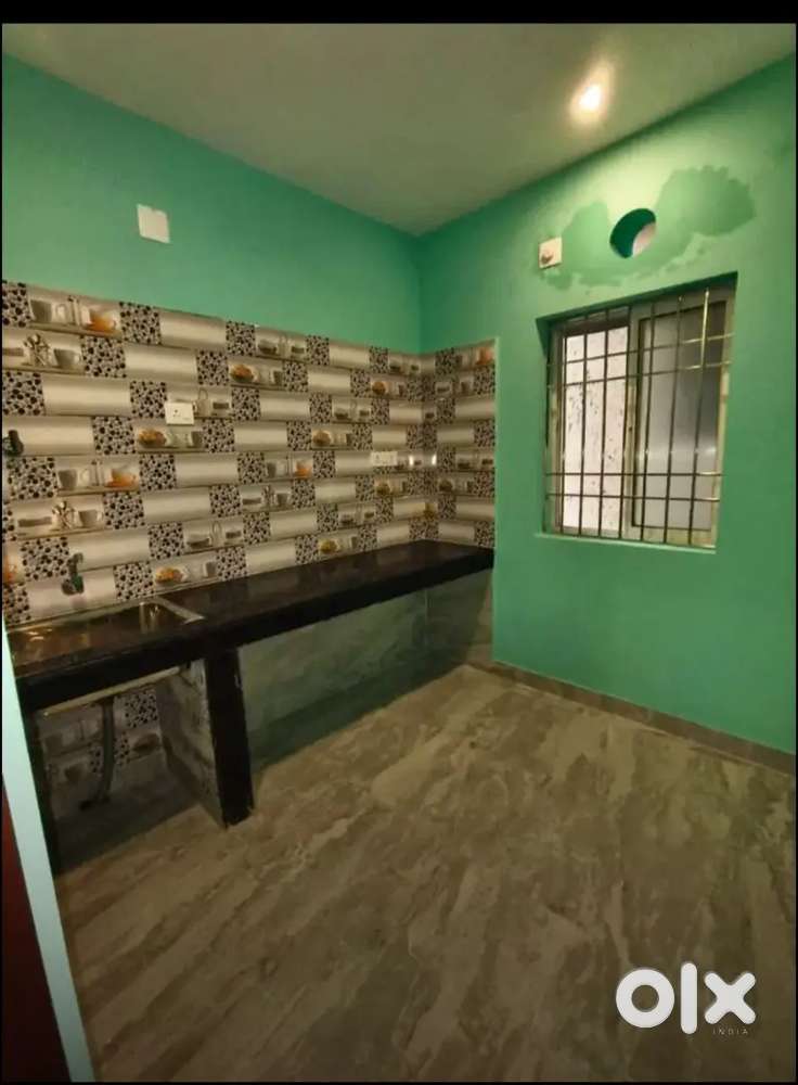 Fully independent house living room family bachelor girls job holder