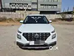 Hyundai Venue 2020 Petrol Well Maintained
