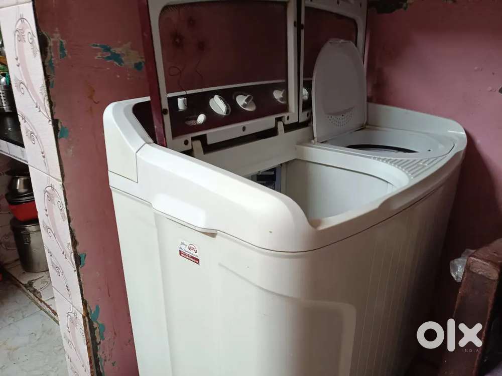 Godrej hamare pass Billi nahin hamare pass