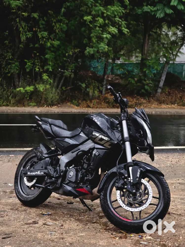 Bajaj Pulser NS 200 ABS BS 6.2