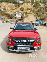Hyundai Venue 2019 Petrol 76500 Km Driven