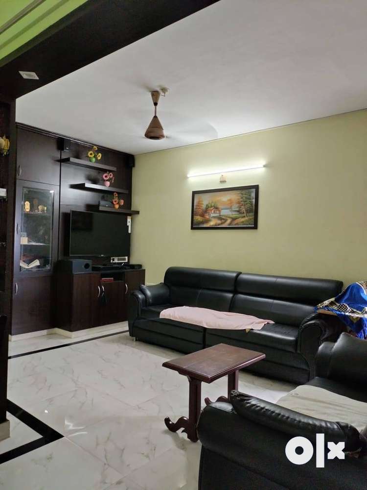 2 BHK Flat with 1145sqft for sale in Poothole - Thrissur