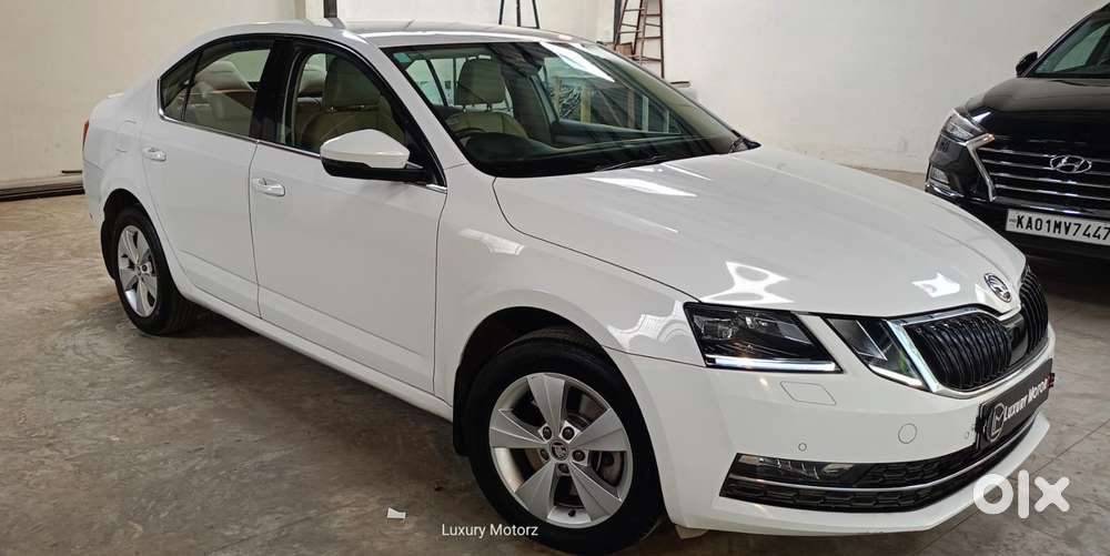 Skoda Octavia 1.8 TSI AT Style, 2018, Petrol