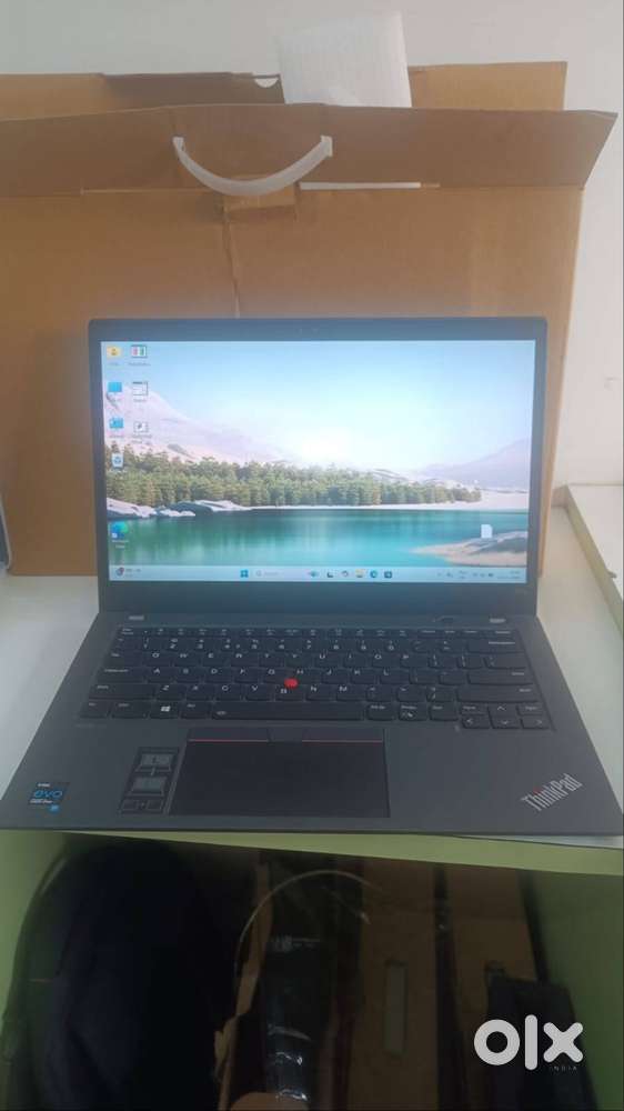 Lenovo Thinkpad T14s - i7 11th 32GB 1TB SSD DAMN OMG A++ 1.21 Kg only