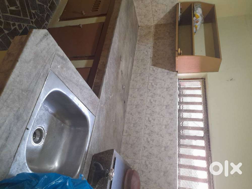 Individual single stored ground for rent 9k