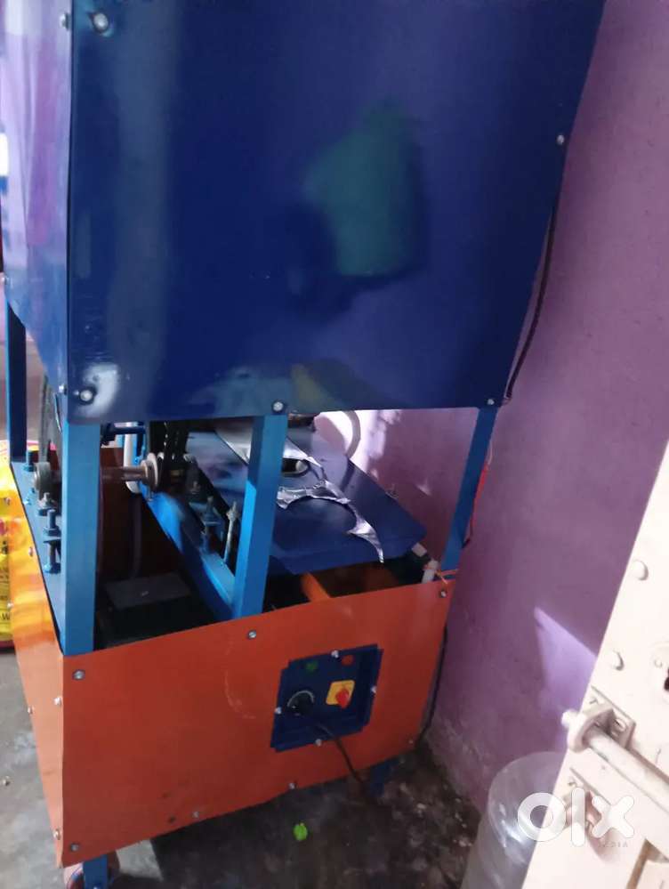 Crank single die paper machine